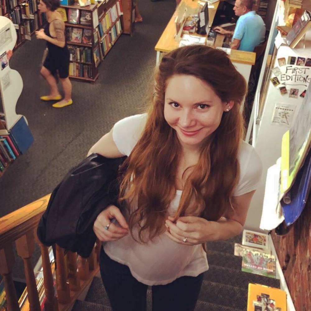 Meet your Posher, Emily